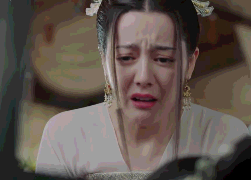 《长歌行》开播即火,迪丽热巴哭戏引关注,演技水平