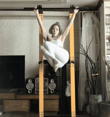 的锻炼 身体柔韧性的练习 这也是很多形体课都会