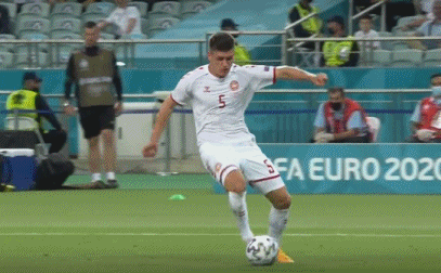 【欧洲杯gif集锦】童话再续!捷克1-2丹麦 希克进球追平c罗