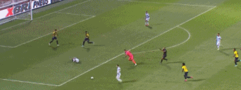 来看上帝梅西踢疯了独造3球轰出任意球世界波再赢2场夺冠