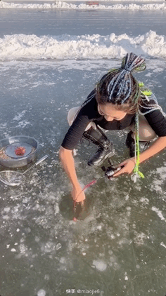 万万没想到我从上班摸鱼变成了上班看别人钓鱼