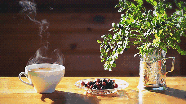 三伏天起床后第一件事不是排便也不是喝水早知道早受益