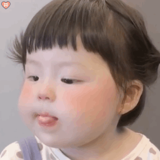 表情包哼我不是小宝贝了
