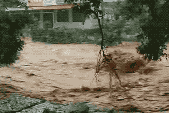 牵动着全国人民的心河南暴雨引发的洪涝灾害