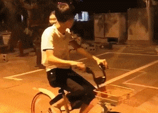 搞笑图片我这么有钱的一个人我骄傲了吗