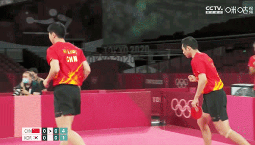 马龙你跟他们在一起吧不用管我