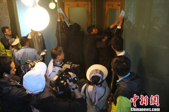 杨丽萍洱海边酒店将被拆除？工作人员：不太现实