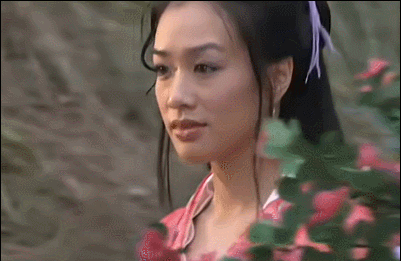 6位女星演马夫人,有人风情万种,有人像丫环,有人抱着