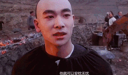 其实赵文卓年轻时期的容貌不是非常的夺眼球;晃一眼看上去还会感觉