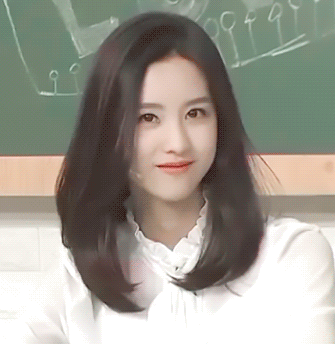 因颜值空降娱乐圈的最美校花为什么很难大火