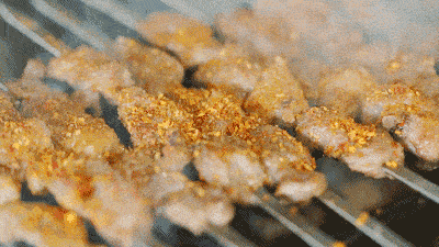 神秘的北国流传着这样一句话:没有什么是一顿烧烤解决不了的,如果有