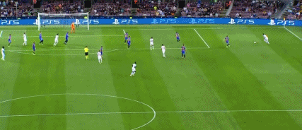 欧冠巴萨主场03负拜仁穆勒拔头筹新援中柱莱万两球连续18场破门