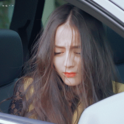 迪丽热巴也太神奇了,扒了一下午,全网都搜遍了,居然没