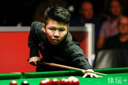 周跃龙颜丙涛世锦赛争创佳绩 丁俊晖赞两位新