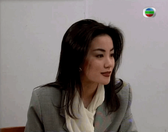 菲姐yyds,黑发红唇,谁不爱?
