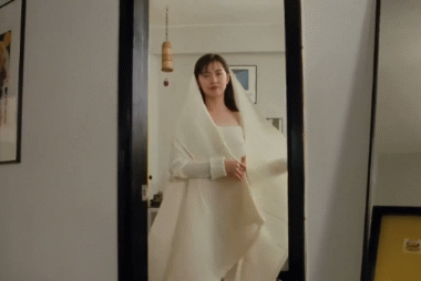 的社交圈子这可能只是因为却一直单身情商不低工作能力优秀明明颜值高