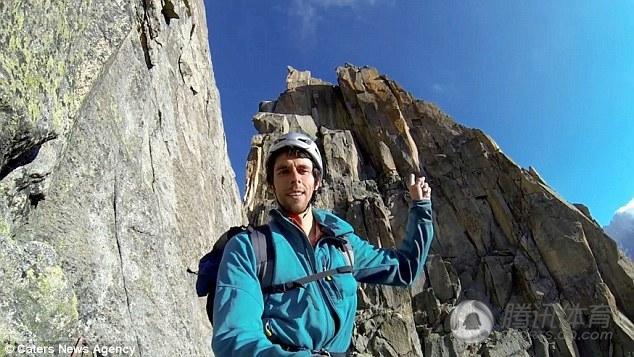 法国狂人热气球间走钢索 不幸坠亡