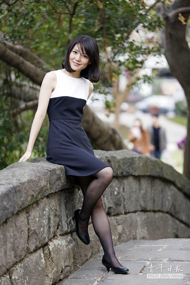 台军形象月历亮相 女军官抢镜_腾讯军事