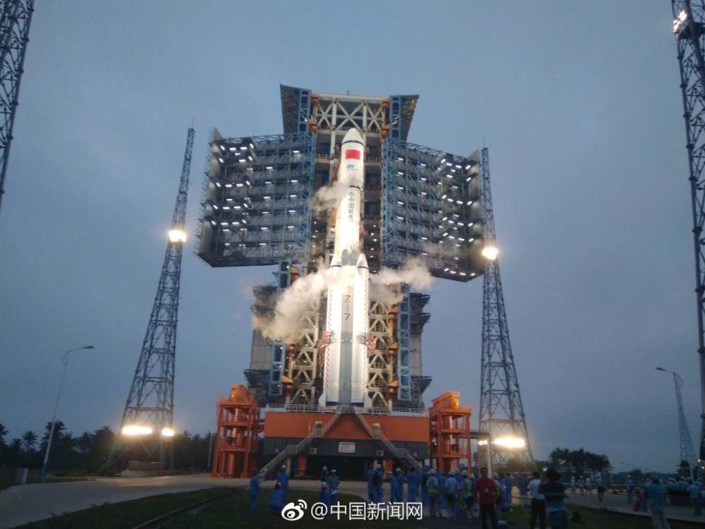 天舟一号发射成功 天宫二号请收快递