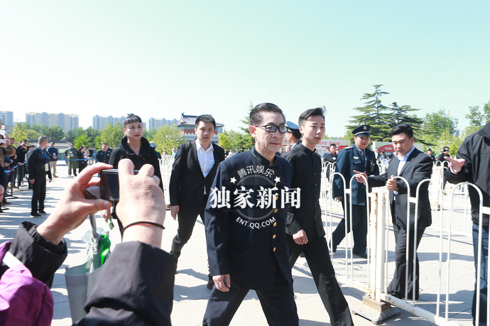 杨洁导演追悼会 西游师徒现身送行(组图)