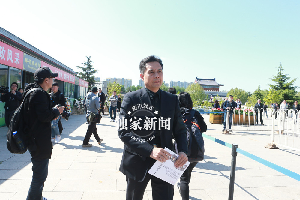 杨洁导演追悼会 西游师徒现身送行(组图)