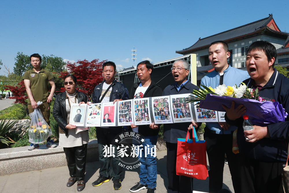 杨洁导演追悼会 西游师徒现身送行(组图)