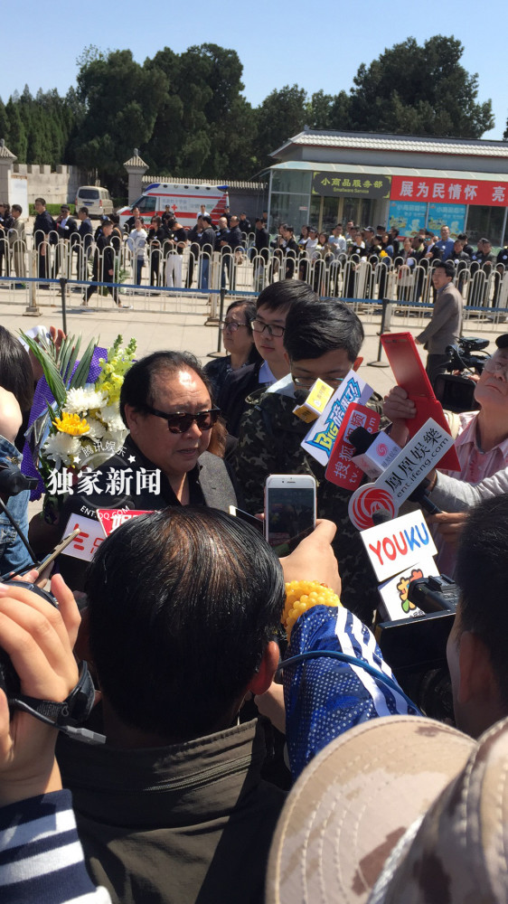 杨洁导演追悼会 西游师徒现身送行(组图)