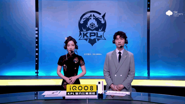 就觉得这个抽签的小姐姐好漂亮,之后就很长时间没看到过她出现在kpl的