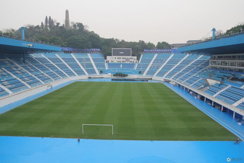 越秀山体育场换新装 无限靠近专业球场