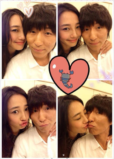 白百何穿白衣扎马尾扮清纯 大步走窃喜偷笑(组图)