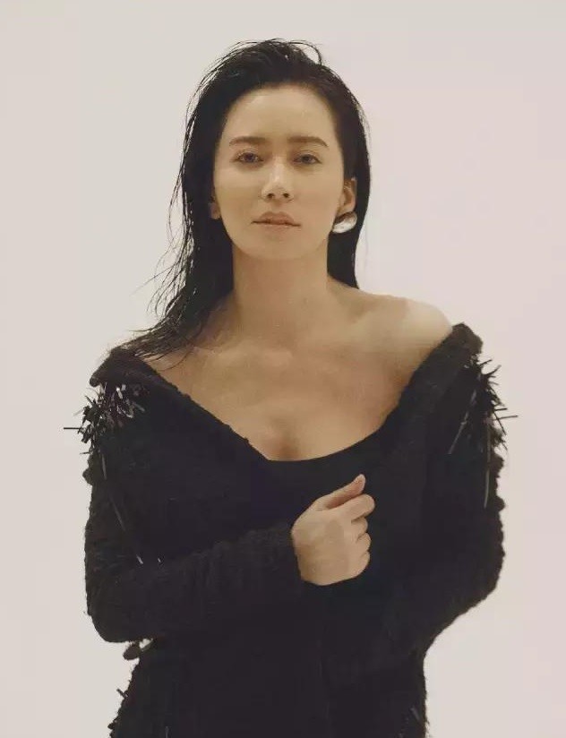 她是绯闻“绝缘体” 46岁仍美若当年(组图)