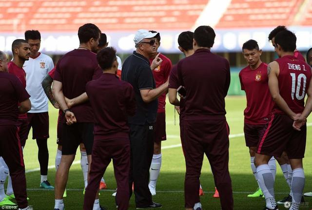 恒大公布2016年报:亏损8.12亿 营业收入5.61亿