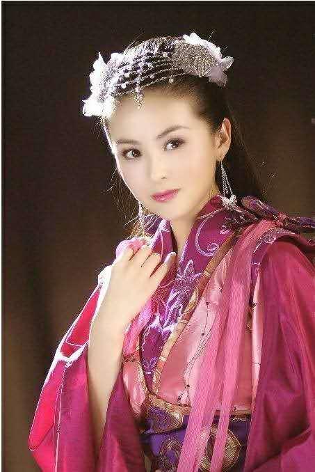 当年刘涛在这部剧里简直盛世美颜,女配更是美艳迷人