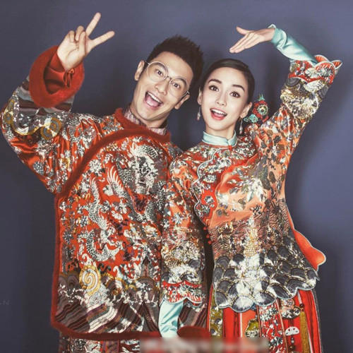 腻歪！黄晓明Baby同赴浪漫餐厅遭偷拍  甜蜜庆祝结婚两周年（组图） - 1