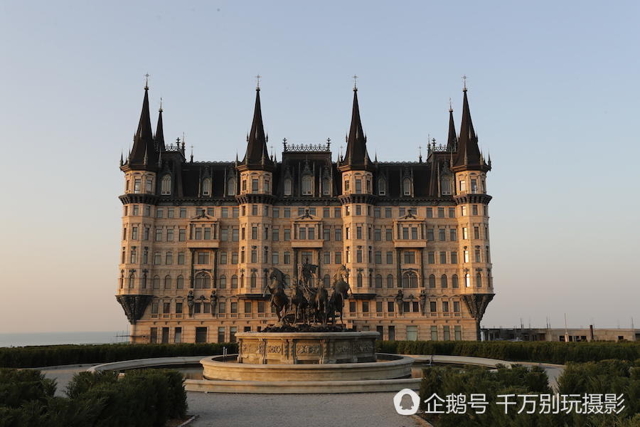 海边超豪华欧洲城堡 酿酒却不对外售卖