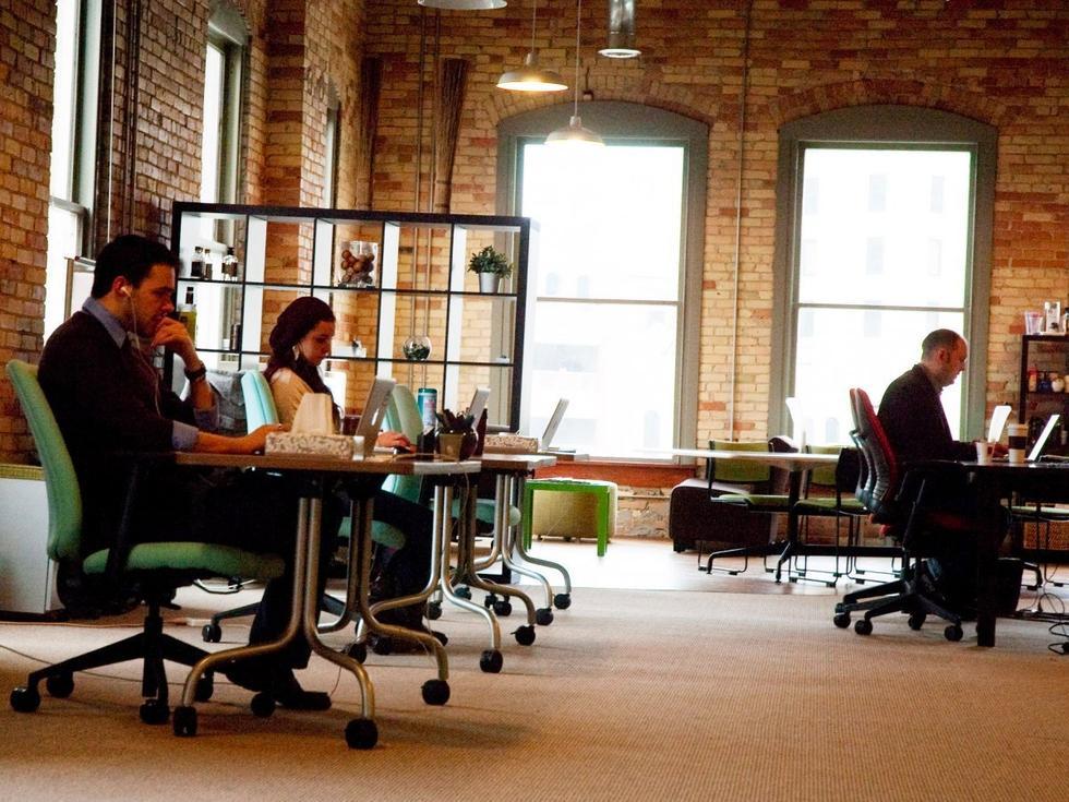 在苹果工作的好处:年赚10万美元无压力