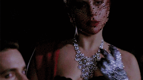 花了设计师michael schmidt两个多月才做出来,上面镶了1.