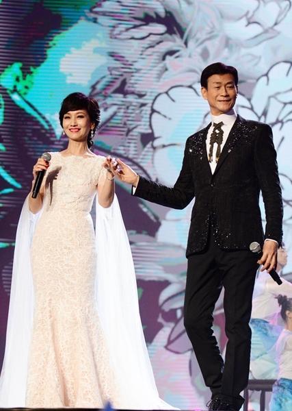 《戏说乾隆》主演25年后首度重聚