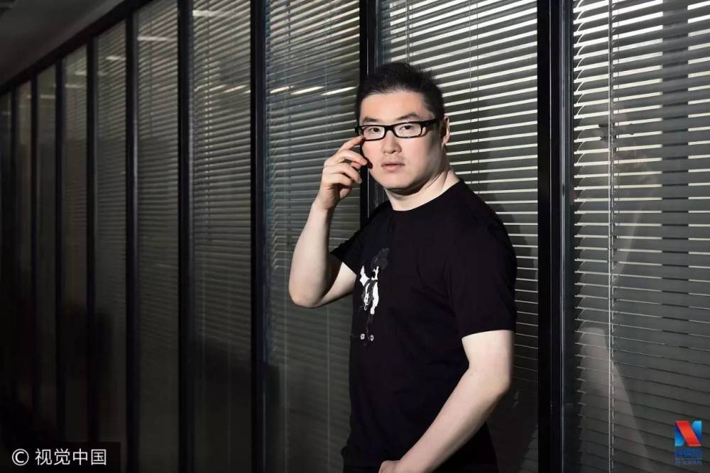 80后夫妻向母校捐1亿 旗下公司却被质疑&quot;讲故事&quot;