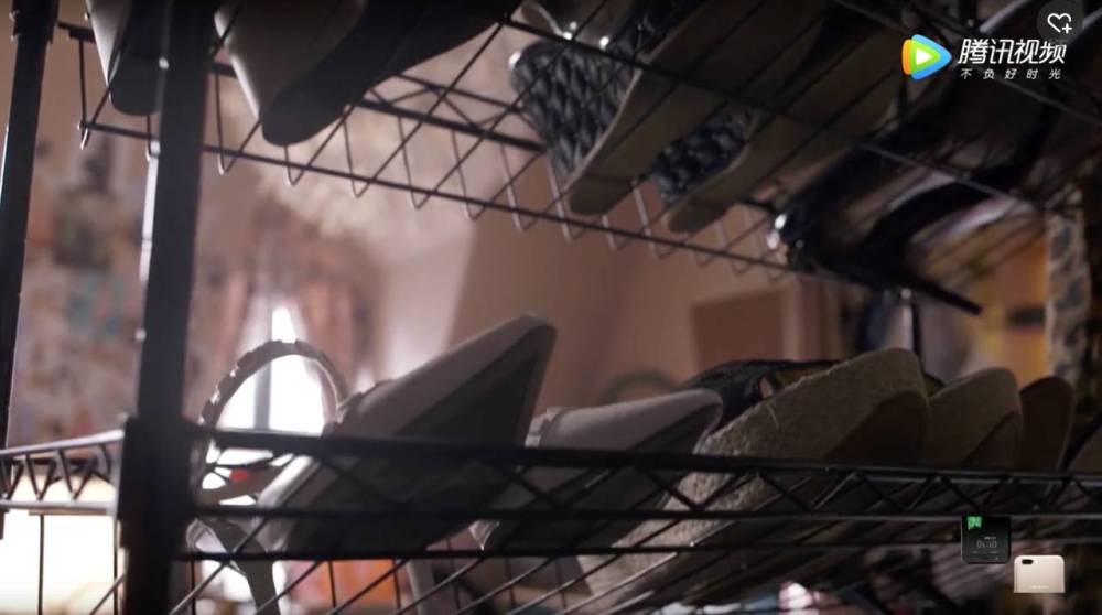 月薪一万的樊胜美,背十万的包,怎么离幸福更远了?