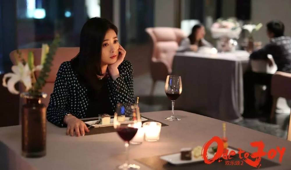 月薪一万的樊胜美,背十万的包,怎么离幸福更远了?