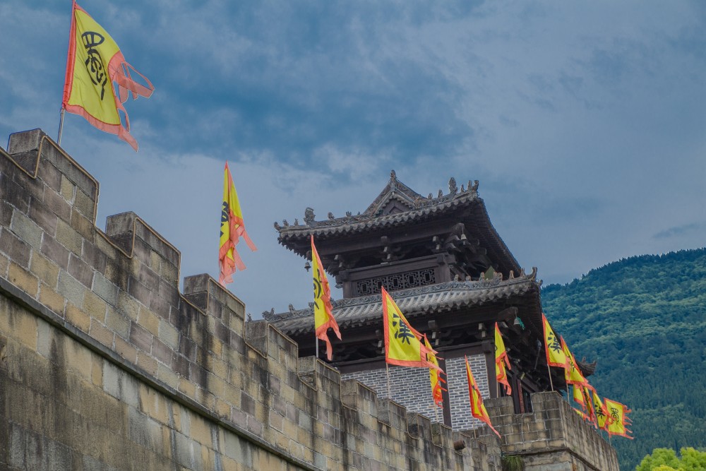 这座国内保存最为完好三国古城到底怎么玩？文章告诉你！
