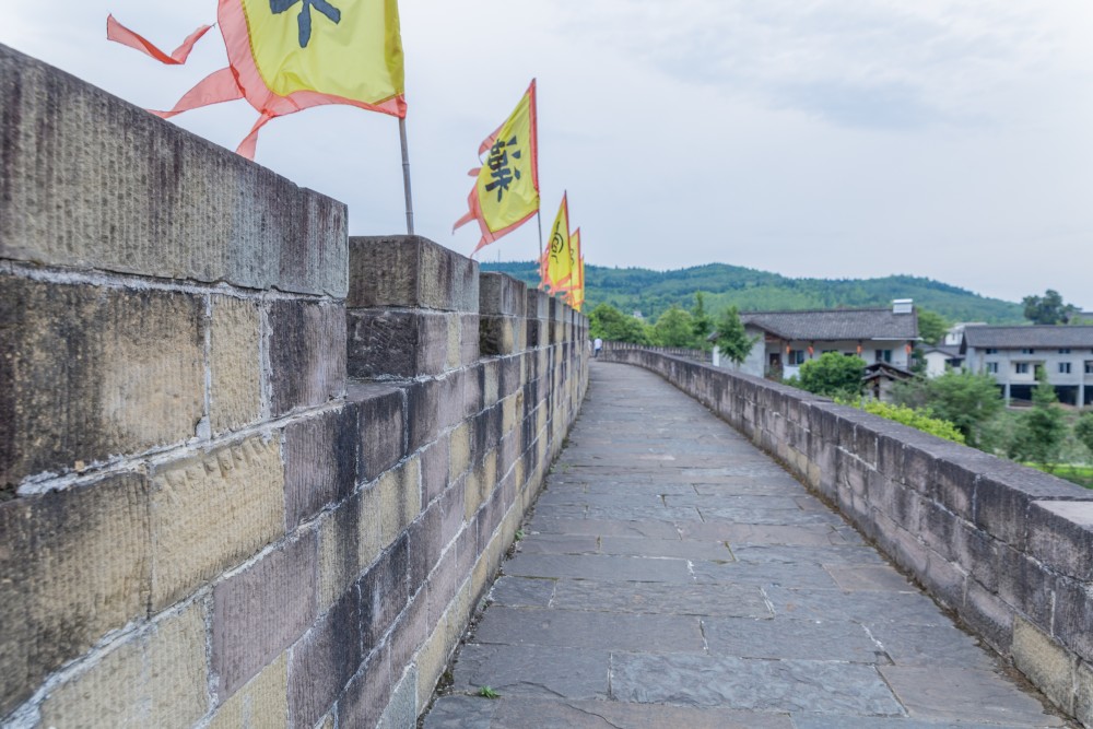 这座国内保存最为完好三国古城到底怎么玩？文章告诉你！