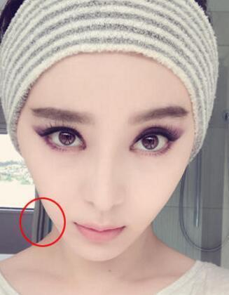 明星被隐藏的秘密 关晓彤竟七个脚指头