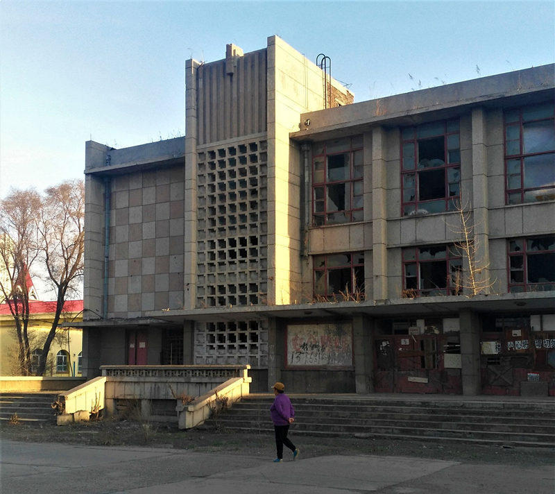 直击:只剩老年人的东北老国企家属区