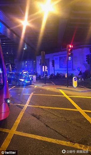 伦敦塔桥发生汽车冲撞行人事件，疑似伴随其他袭击（组图） - 5
