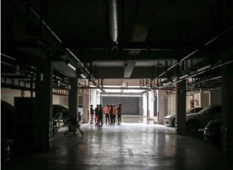 上海一小区人防车库20年起租?小区车位你要知