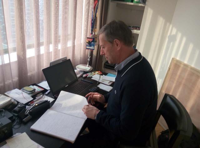 佩兰:我推荐高洪波执教中国队