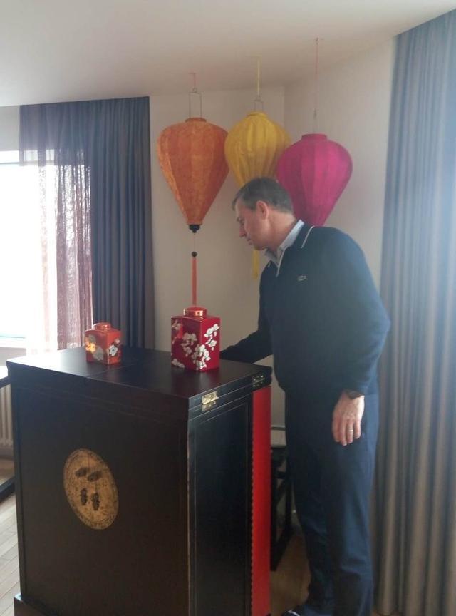 佩兰:我推荐高洪波执教中国队