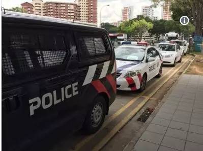 一只行李箱让中国工人引发新加坡